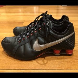 Women’s Nike Shox